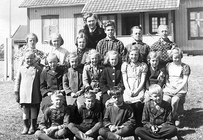 külot ichida tik Dik