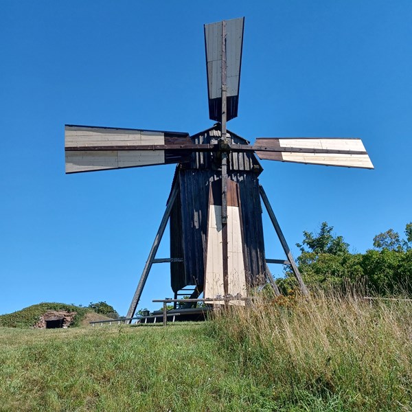 Nya spjäll monterade på Klockmakarkvarnen
