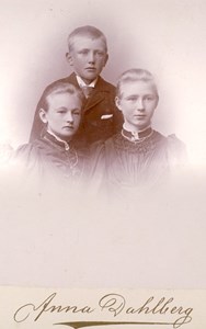 Syskonen Sigrid, Ellen och Arvid Johansson, Jutagård, Askome