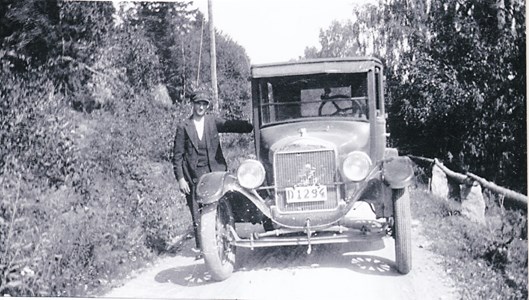 Chauffören Ruben Färnström med Fredrikssons bil