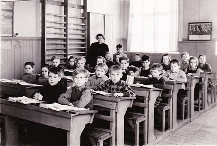 Aspö skola klass 1-2 1949