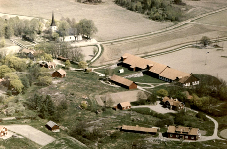 Aspö kyrka och Husby