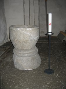 Dopfunten i Bergshammars kyrka är från 1100-talet