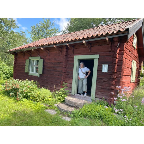 Trädgårdstorp i sommarskrud