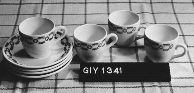 Gi.Y.1341 Kaffekoppar