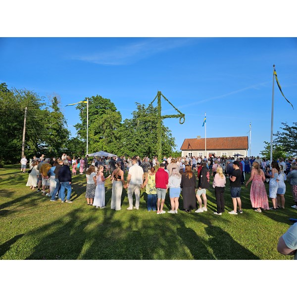 Midsommarafton 2025 i Föra