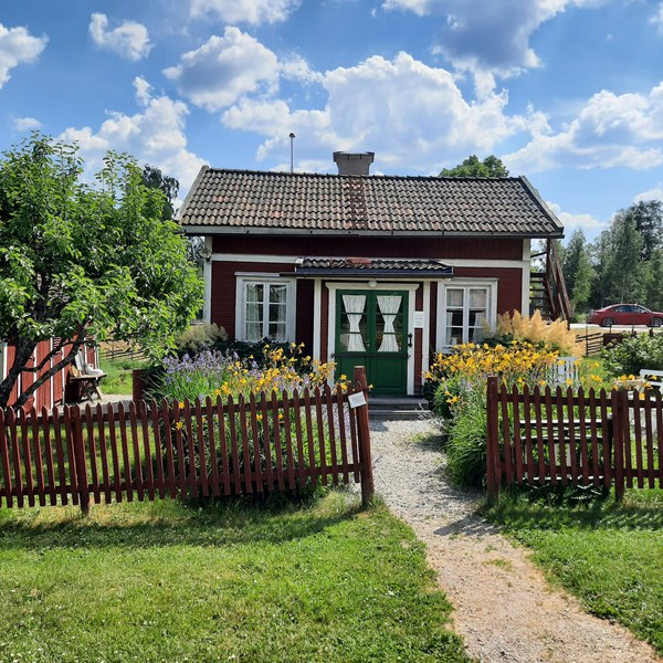 Mor Stinas stuga 2022-06-30