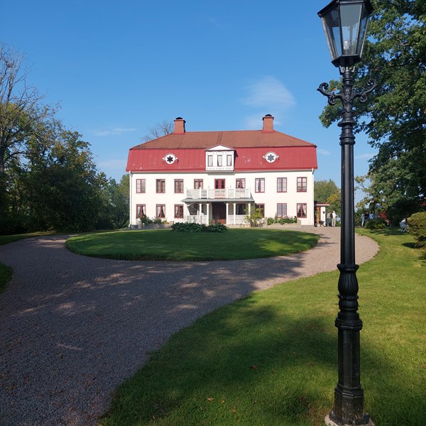 Mangårdsbyggnaden på Gamla Karstorp