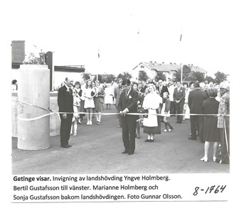 Invigning av utställningen "Getinge visar". 8-1764