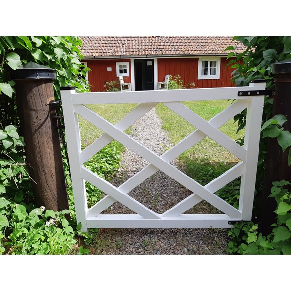 Högby hembygdsgård