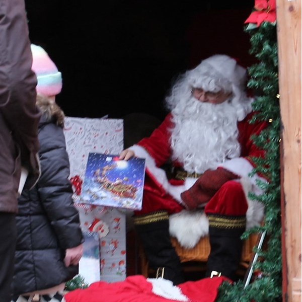 Julmarknad 22, tomte med kalender