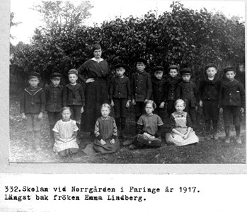 0332 Norrgårdens skola, Solvalla, Fa. 1917.jpg