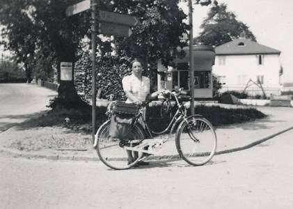 Elsa Lindström på cykelsemester.