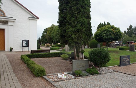 Riseberga kyrkogård, del av kvarter II