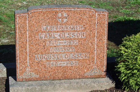 Gravsten i Riseberga Carl Olsson i Brohuset