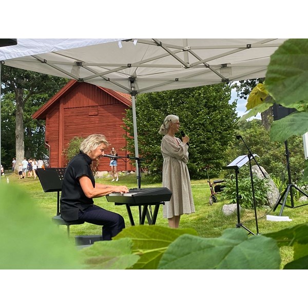 Elise Einarsson och Marika Lagercrantz