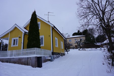 Vive Jönsgatan 7, gård nr 83,  2016