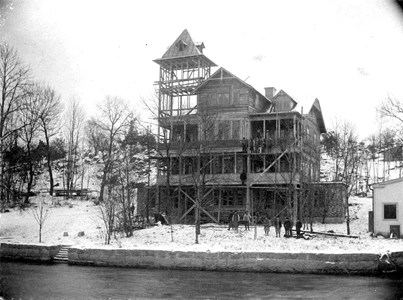 Höglundska villan under byggnad ca 1900