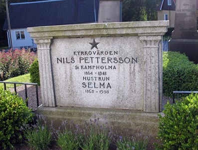 Gravsten Västra Torup Kyrkovärden Nils Pettersson i St Kampholma